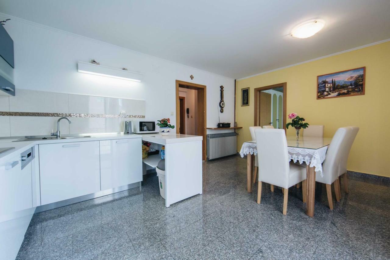 Apartment Danica Сплит Екстериор снимка